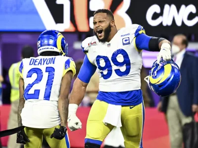Rams Eyeing Super Bowl: Camp Battles & Donald's Return Key