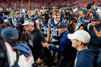 Veteran Roster Poised to Smooth Golding's Ole Miss Debut