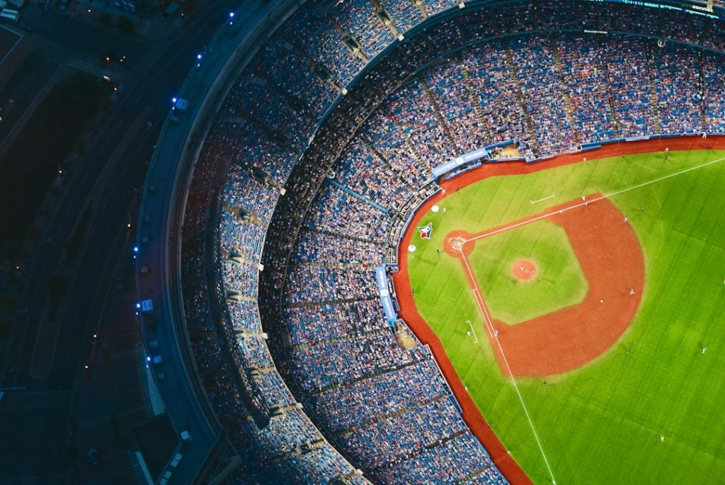 Brewers cut deficit